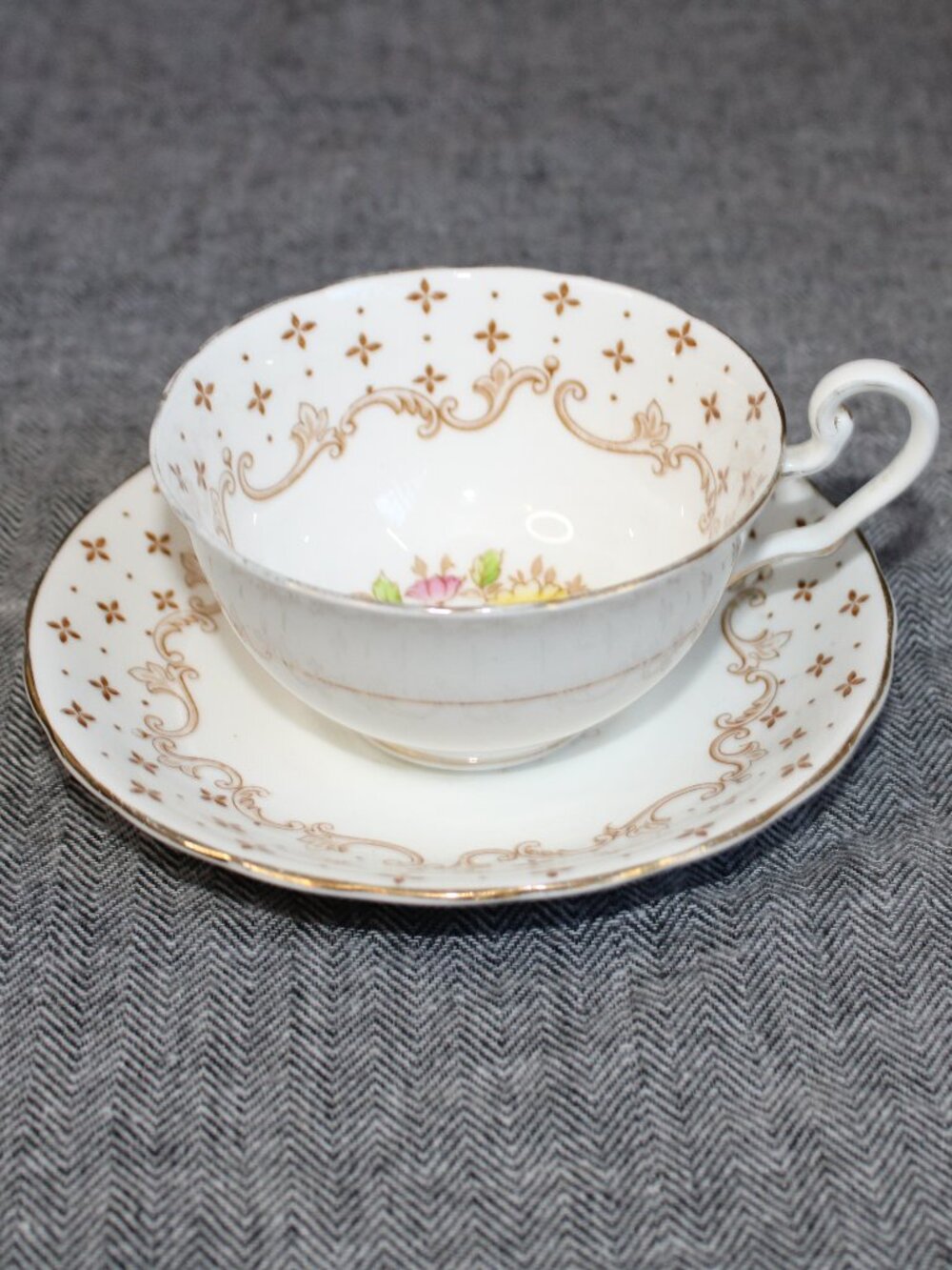 Cartwright & Edwards Victoria Bone China Floral & Gold Filigree Teacup & Saucer